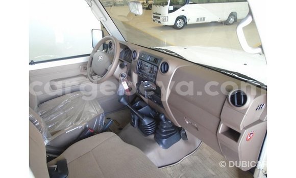 Buy Import Toyota Land Cruiser White Car in Import - Dubai in Ethiopia Buy Import Toyota Land Cruiser White Car in Import - Dubai in Ethiopia