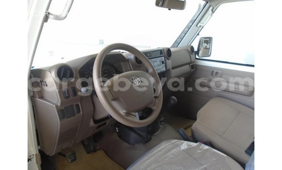 Buy Import Toyota Land Cruiser White Car in Import - Dubai in Ethiopia Buy Import Toyota Land Cruiser White Car in Import - Dubai in Ethiopia