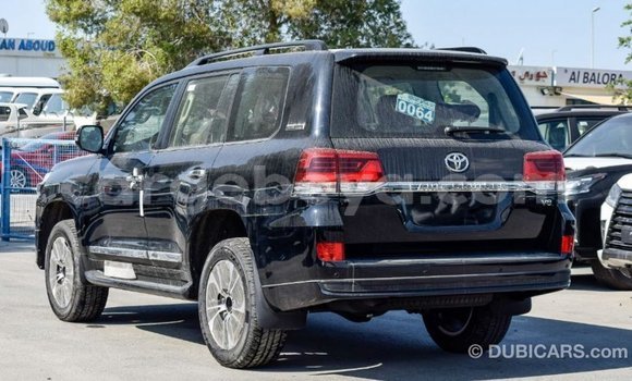 Buy Import Toyota Land Cruiser Black Car in Import - Dubai in Ethiopia Buy Import Toyota Land Cruiser Black Car in Import - Dubai in Ethiopia