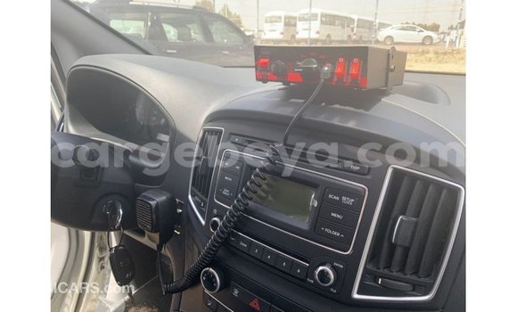 Buy Import Hyundai Accent White Car in Import - Dubai in Ethiopia Buy Import Hyundai Accent White Car in Import - Dubai in Ethiopia