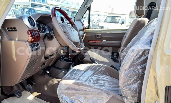Buy Import Toyota Land Cruiser Beige Car in Import - Dubai in Ethiopia Buy Import Toyota Land Cruiser Beige Car in Import - Dubai in Ethiopia