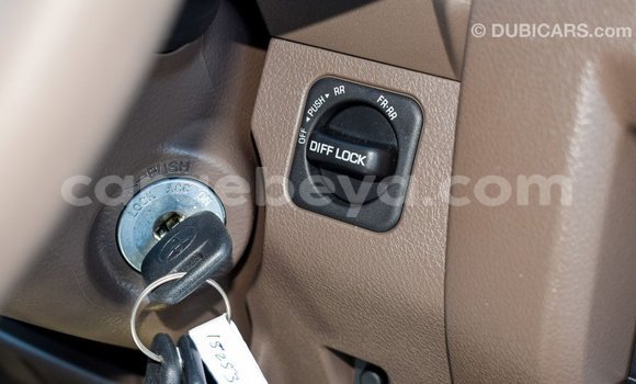 Buy Import Toyota Land Cruiser Beige Car in Import - Dubai in Ethiopia Buy Import Toyota Land Cruiser Beige Car in Import - Dubai in Ethiopia