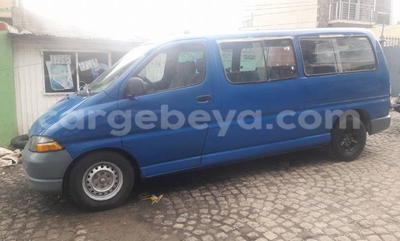 Buy Used Toyota Dolphin Blue Car in Addis–Ababa in Ethiopia Buy Used Toyota Dolphin Blue Car in Addis–Ababa in Ethiopia