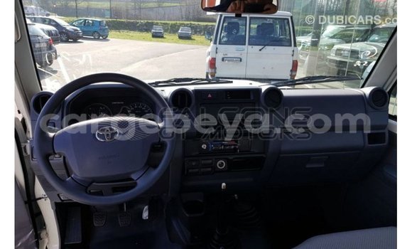 Buy Import Toyota Land Cruiser White Car in Import - Dubai in Ethiopia Buy Import Toyota Land Cruiser White Car in Import - Dubai in Ethiopia