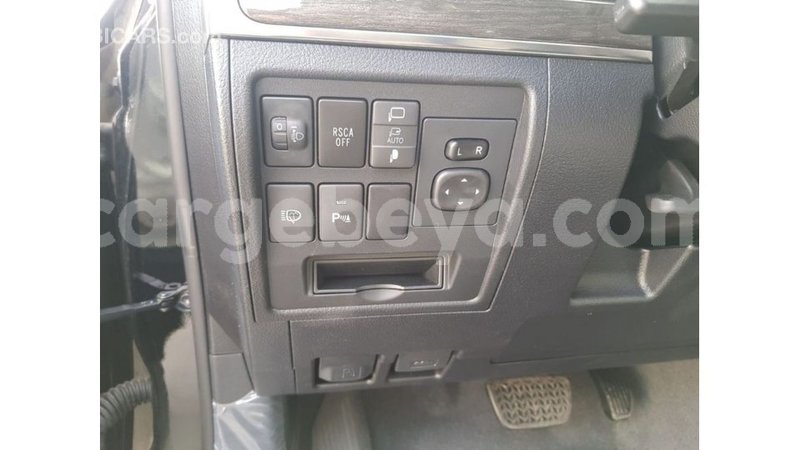 Big with watermark toyota land cruiser ethiopia import dubai 7353