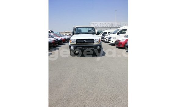 Buy Import Toyota Land Cruiser Beige Car in Import - Dubai in Ethiopia Buy Import Toyota Land Cruiser Beige Car in Import - Dubai in Ethiopia
