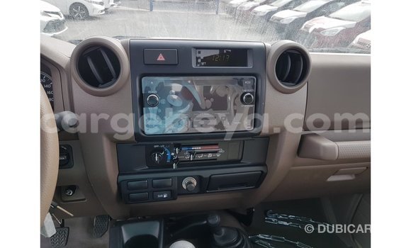 Buy Import Toyota Land Cruiser Beige Car in Import - Dubai in Ethiopia Buy Import Toyota Land Cruiser Beige Car in Import - Dubai in Ethiopia