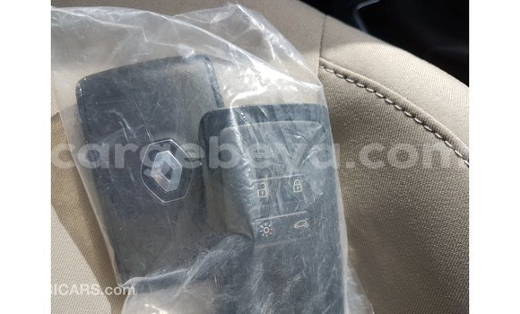 Buy Import Renault 19 Green Car in Import - Dubai in Ethiopia Buy Import Renault 19 Green Car in Import - Dubai in Ethiopia