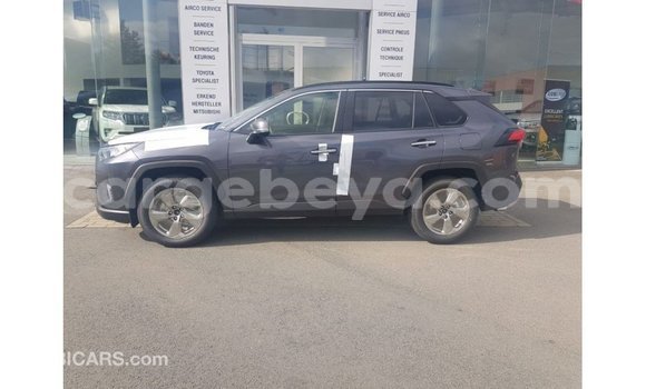 Buy Import Toyota HiAce Other Truck in Import - Dubai in Ethiopia Buy Import Toyota HiAce Other Truck in Import - Dubai in Ethiopia