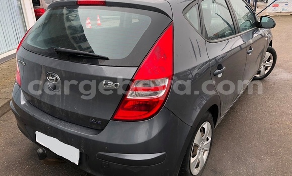 Acheter Occasion Voiture Hyundai i10 Gris à Addis Ababa, Ethiopie Acheter Occasion Voiture Hyundai i10 Gris à Addis Ababa, Ethiopie