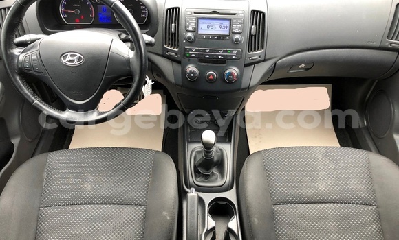 Acheter Occasion Voiture Hyundai i10 Gris à Addis Ababa, Ethiopie Acheter Occasion Voiture Hyundai i10 Gris à Addis Ababa, Ethiopie