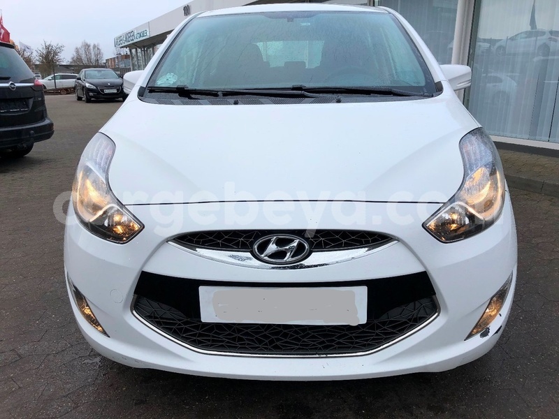 Big with watermark hyundai ix20 1 4 crdi 78 premium isg 2