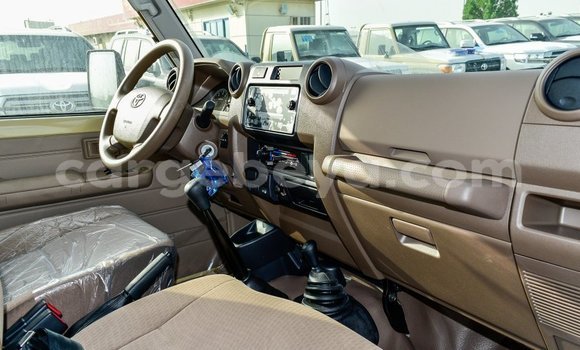 Buy Import Toyota Land Cruiser Beige Car in Import - Dubai in Ethiopia Buy Import Toyota Land Cruiser Beige Car in Import - Dubai in Ethiopia