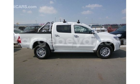 Buy Import Toyota Hilux White Car in Import - Dubai in Ethiopia Buy Import Toyota Hilux White Car in Import - Dubai in Ethiopia