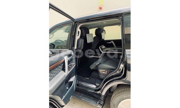 Buy Import Toyota Land Cruiser Black Car in Import - Dubai in Ethiopia Buy Import Toyota Land Cruiser Black Car in Import - Dubai in Ethiopia