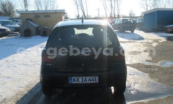 Acheter Occasion Voiture Toyota Yaris Noir à Addis Ababa, Ethiopie Acheter Occasion Voiture Toyota Yaris Noir à Addis Ababa, Ethiopie