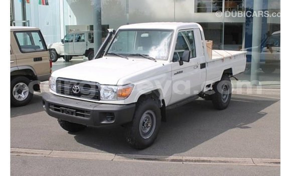 Buy Import Toyota Land Cruiser White Car in Import - Dubai in Ethiopia Buy Import Toyota Land Cruiser White Car in Import - Dubai in Ethiopia