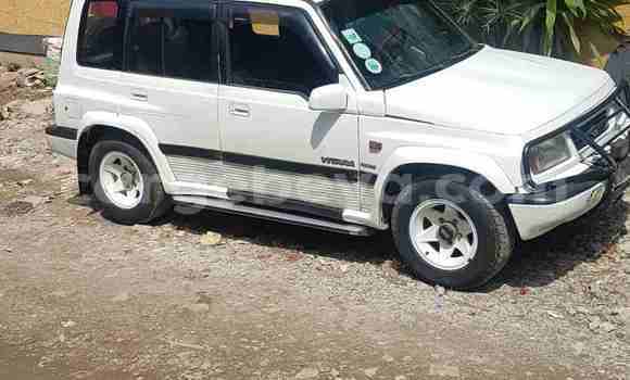 Buy Used Suzuki Vitara White Car in Addis–Ababa in Ethiopia Buy Used Suzuki Vitara White Car in Addis–Ababa in Ethiopia