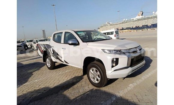 Buy Import Mitsubishi L200 White Car in Import - Dubai in Ethiopia Buy Import Mitsubishi L200 White Car in Import - Dubai in Ethiopia