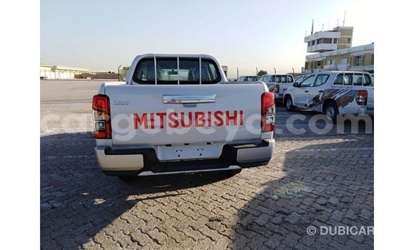 Buy Import Mitsubishi L200 White Car in Import - Dubai in Ethiopia Buy Import Mitsubishi L200 White Car in Import - Dubai in Ethiopia