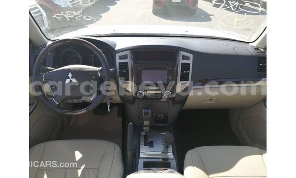 Buy Import Mitsubishi Pajero White Car in Import - Dubai in Ethiopia Buy Import Mitsubishi Pajero White Car in Import - Dubai in Ethiopia