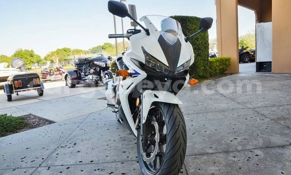 Buy New Honda CBR 1000 RR White Moto in Kombolcha in Ethiopia Buy New Honda CBR 1000 RR White Moto in Kombolcha in Ethiopia