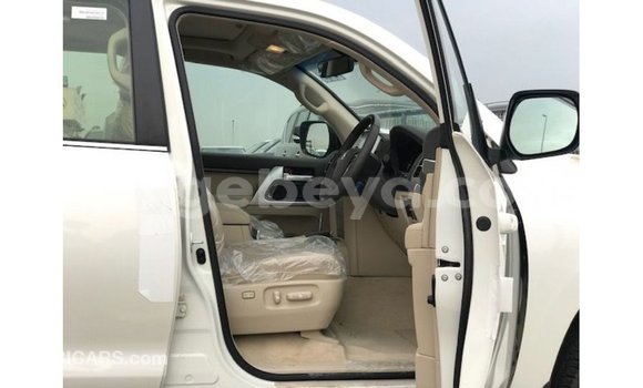 Buy Import Toyota Land Cruiser White Car in Import - Dubai in Ethiopia Buy Import Toyota Land Cruiser White Car in Import - Dubai in Ethiopia