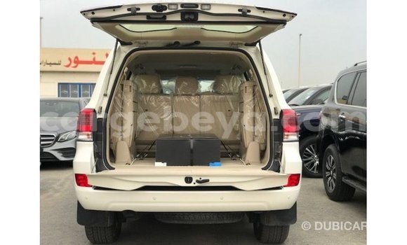 Buy Import Toyota Land Cruiser White Car in Import - Dubai in Ethiopia Buy Import Toyota Land Cruiser White Car in Import - Dubai in Ethiopia