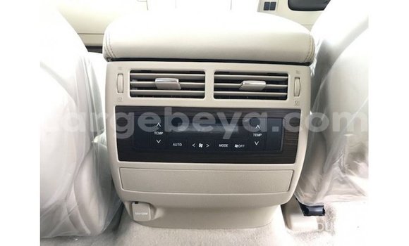 Buy Import Toyota Land Cruiser White Car in Import - Dubai in Ethiopia Buy Import Toyota Land Cruiser White Car in Import - Dubai in Ethiopia