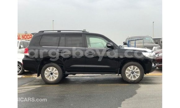 Buy Import Toyota Land Cruiser Black Car in Import - Dubai in Ethiopia Buy Import Toyota Land Cruiser Black Car in Import - Dubai in Ethiopia