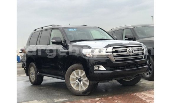 ይግዙ Imported Toyota Land Cruiser ጥቁር መኪና በ Import - Dubai በ ኢትዮጵያ ይግዙ Imported Toyota Land Cruiser ጥቁር መኪና በ Import - Dubai በ ኢትዮጵያ