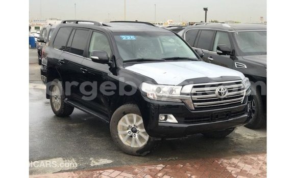 ይግዙ Imported Toyota Land Cruiser ጥቁር መኪና በ Import - Dubai በ ኢትዮጵያ ይግዙ Imported Toyota Land Cruiser ጥቁር መኪና በ Import - Dubai በ ኢትዮጵያ