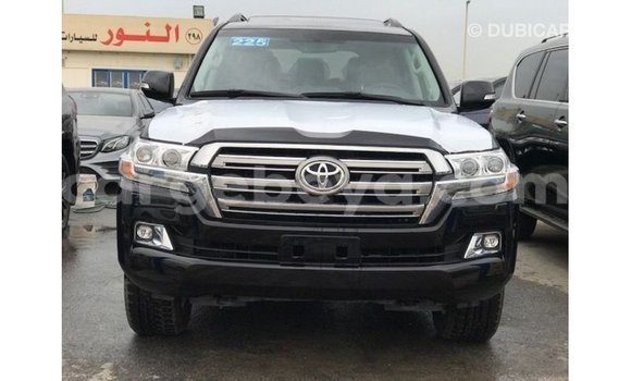ይግዙ Imported Toyota Land Cruiser ጥቁር መኪና በ Import - Dubai በ ኢትዮጵያ ይግዙ Imported Toyota Land Cruiser ጥቁር መኪና በ Import - Dubai በ ኢትዮጵያ
