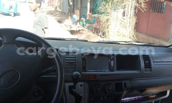 Buy Used Toyota Hiace White Car in Addis–Ababa in Ethiopia Buy Used Toyota Hiace White Car in Addis–Ababa in Ethiopia