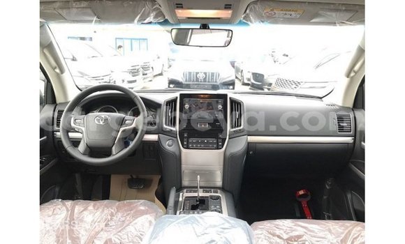 Buy Import Toyota Land Cruiser White Car in Import - Dubai in Ethiopia Buy Import Toyota Land Cruiser White Car in Import - Dubai in Ethiopia