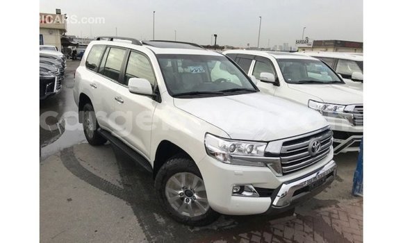 Buy Import Toyota Land Cruiser White Car in Import - Dubai in Ethiopia Buy Import Toyota Land Cruiser White Car in Import - Dubai in Ethiopia