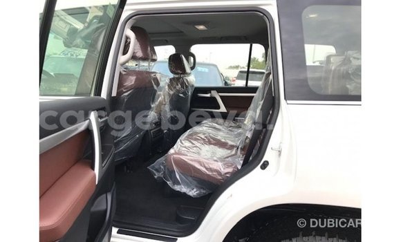 Buy Import Toyota Land Cruiser White Car in Import - Dubai in Ethiopia Buy Import Toyota Land Cruiser White Car in Import - Dubai in Ethiopia