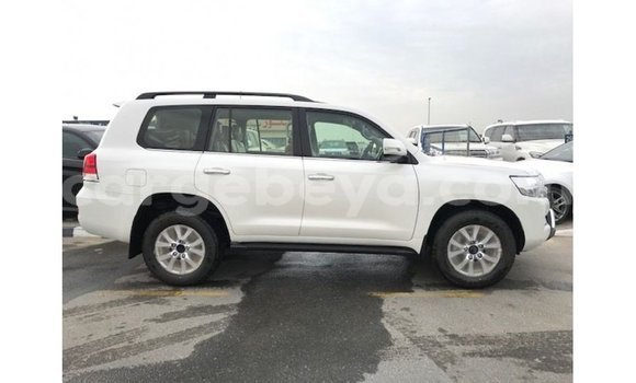 Buy Import Toyota Land Cruiser White Car in Import - Dubai in Ethiopia Buy Import Toyota Land Cruiser White Car in Import - Dubai in Ethiopia