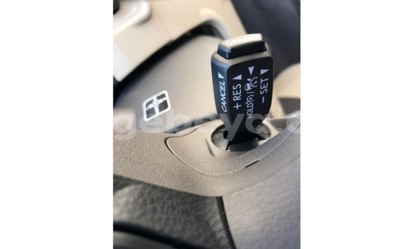 ይግዙ Imported Toyota Prado ነጭ መኪና በ Import - Dubai በ ኢትዮጵያ ይግዙ Imported Toyota Prado ነጭ መኪና በ Import - Dubai በ ኢትዮጵያ