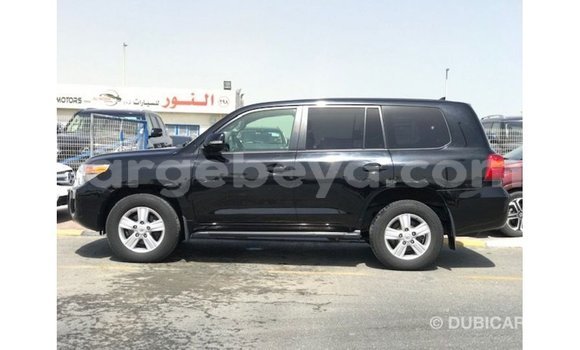 ይግዙ Imported Toyota Land Cruiser ጥቁር መኪና በ Import - Dubai በ ኢትዮጵያ ይግዙ Imported Toyota Land Cruiser ጥቁር መኪና በ Import - Dubai በ ኢትዮጵያ