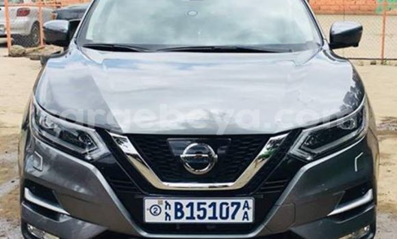 Buy Used Nissan Qashqai Silver Car in Addis–Ababa in Ethiopia Buy Used Nissan Qashqai Silver Car in Addis–Ababa in Ethiopia