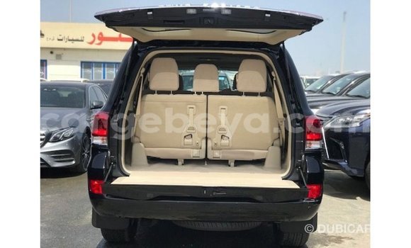 ይግዙ Imported Toyota Land Cruiser ጥቁር መኪና በ Import - Dubai በ ኢትዮጵያ ይግዙ Imported Toyota Land Cruiser ጥቁር መኪና በ Import - Dubai በ ኢትዮጵያ