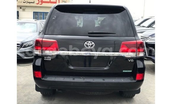 ይግዙ Imported Toyota Land Cruiser ጥቁር መኪና በ Import - Dubai በ ኢትዮጵያ ይግዙ Imported Toyota Land Cruiser ጥቁር መኪና በ Import - Dubai በ ኢትዮጵያ
