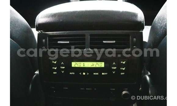 ይግዙ Imported Toyota Land Cruiser ነጭ መኪና በ Import - Dubai በ ኢትዮጵያ ይግዙ Imported Toyota Land Cruiser ነጭ መኪና በ Import - Dubai በ ኢትዮጵያ