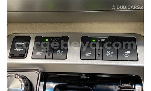 ይግዙ Imported Toyota Land Cruiser ነጭ መኪና በ Import - Dubai በ ኢትዮጵያ ይግዙ Imported Toyota Land Cruiser ነጭ መኪና በ Import - Dubai በ ኢትዮጵያ