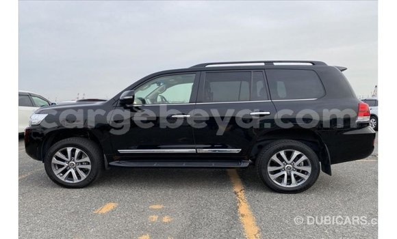 ይግዙ Imported Toyota Land Cruiser ጥቁር መኪና በ Import - Dubai በ ኢትዮጵያ ይግዙ Imported Toyota Land Cruiser ጥቁር መኪና በ Import - Dubai በ ኢትዮጵያ