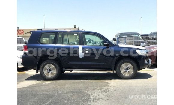 ይግዙ Imported Toyota Land Cruiser ሰማያዊ መኪና በ Import - Dubai በ ኢትዮጵያ ይግዙ Imported Toyota Land Cruiser ሰማያዊ መኪና በ Import - Dubai በ ኢትዮጵያ