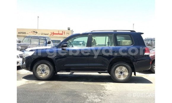 ይግዙ Imported Toyota Land Cruiser ሰማያዊ መኪና በ Import - Dubai በ ኢትዮጵያ ይግዙ Imported Toyota Land Cruiser ሰማያዊ መኪና በ Import - Dubai በ ኢትዮጵያ