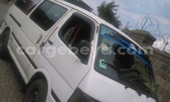 Buy Used Toyota Hiace White Car in Addis–Ababa in Ethiopia Buy Used Toyota Hiace White Car in Addis–Ababa in Ethiopia