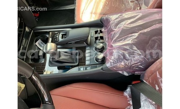 Acheter Import Voiture Lexus LX Noir à Import - Dubai, Ethiopie Acheter Import Voiture Lexus LX Noir à Import - Dubai, Ethiopie